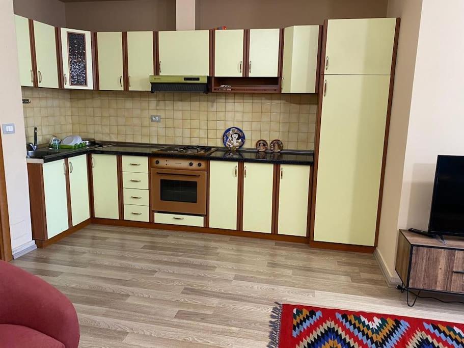 *Heart Of New Bazaar 1 Bed Apt* Διαμέρισμα Τίρανα Εξωτερικό φωτογραφία